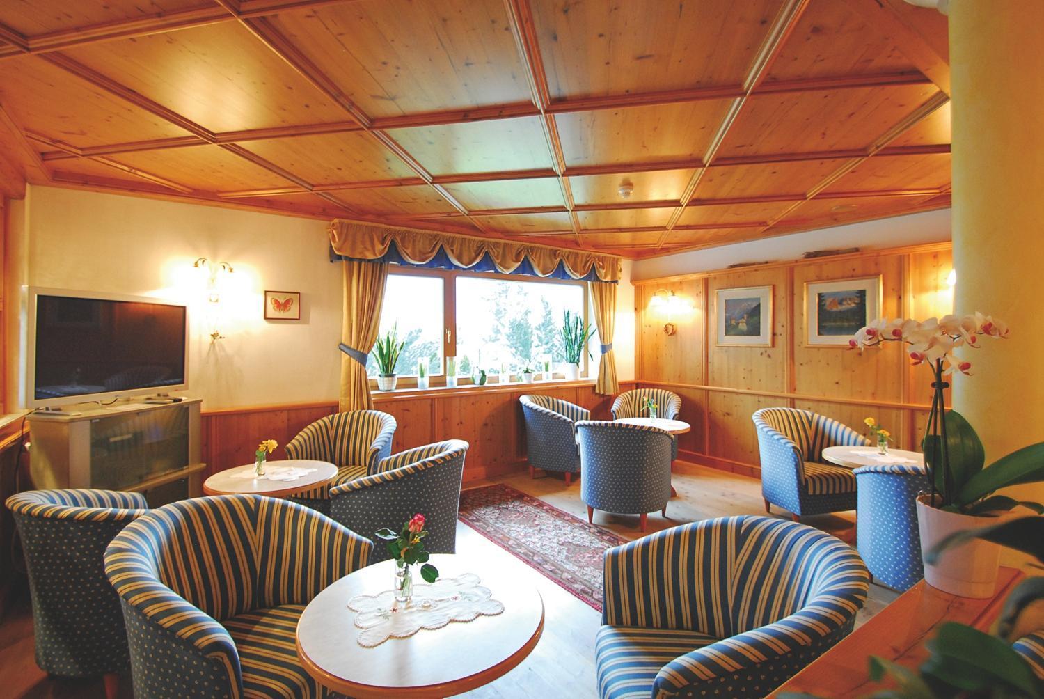 Hotel Olympia Brunico Luaran gambar